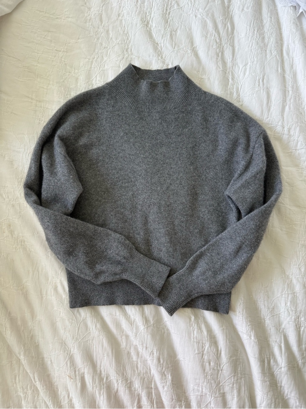 Babaton Merino Wool Mock neck Sweater Size Small Grey